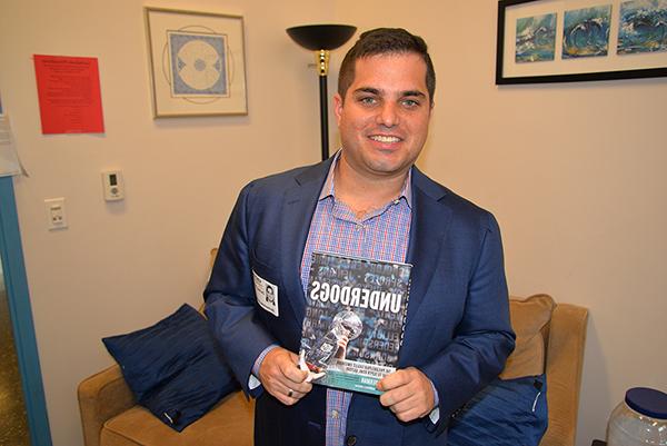 Philadelphia Inquirer Reporter Zach Berman '04 Writes Book about the Eagles' Epic Super Bowl Journey